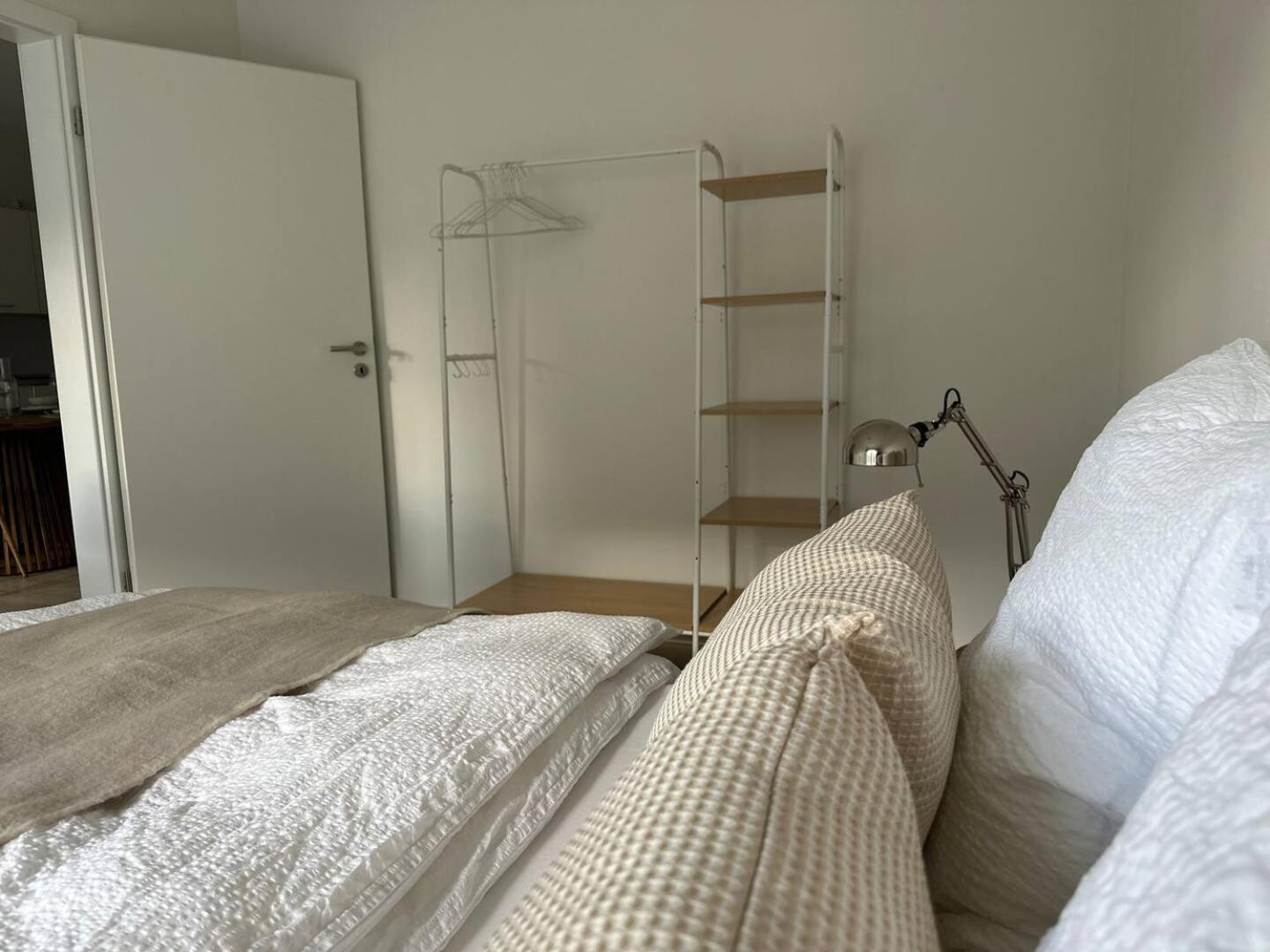 Garten-wohnung Am Hafen Von Whv Wilhelmshaven