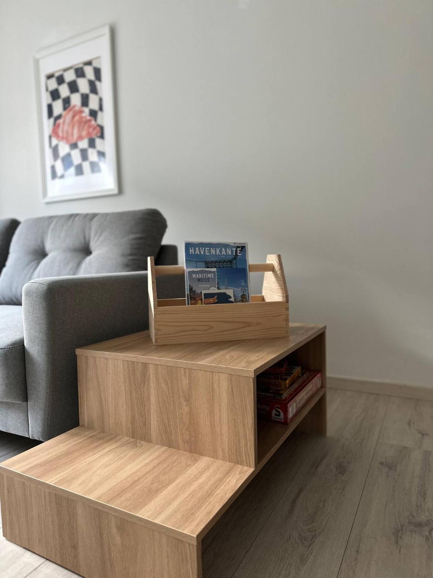 Apartment Garten-wohnung Am Hafen Von Whv Wilhelmshaven
